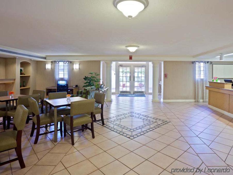 Hotel La Quinta By Wyndham Phoenix Sky Harbor Airport